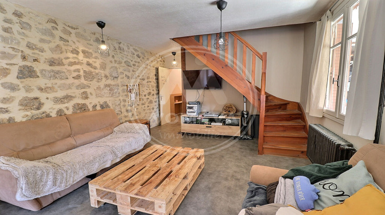 Ma-Cabane - Vente Maison SAINT-JULIEN-VOCANCE, 76 m²