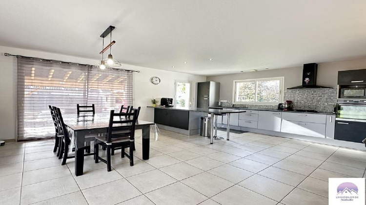 Ma-Cabane - Vente Maison SAINT JUSAINT DE CLAIX, 115 m²