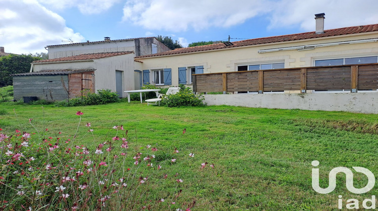 Ma-Cabane - Vente Maison Saint-Just-Luzac, 70 m²