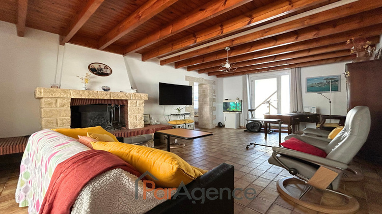 Ma-Cabane - Vente Maison Saint-Just-Luzac, 247 m²