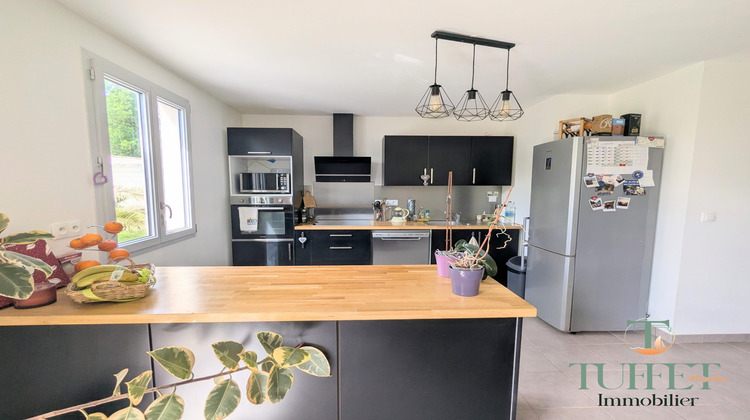 Ma-Cabane - Vente Maison Saint-Just-Luzac, 96 m²