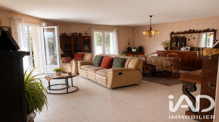 Ma-Cabane - Vente Maison Saint-Just-Luzac, 130 m²