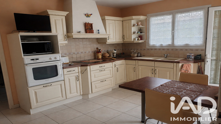 Ma-Cabane - Vente Maison Saint-Just-Luzac, 130 m²