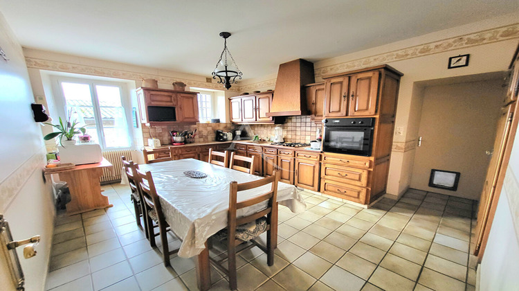 Ma-Cabane - Vente Maison SAINT-LAMBERT-DU-LATTAY, 139 m²