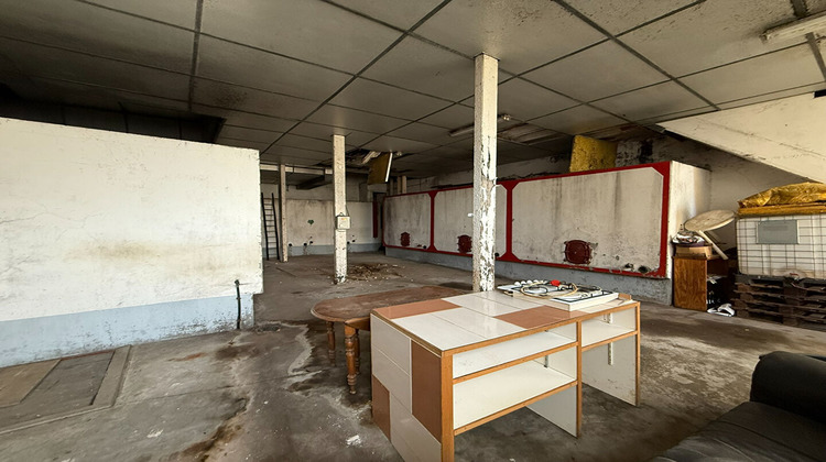 Ma-Cabane - Vente Maison SAINT-LAMBERT-DU-LATTAY, 300 m²