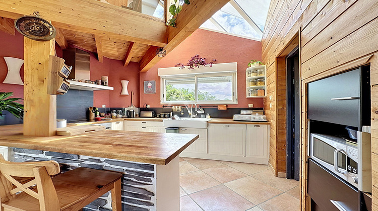 Ma-Cabane - Vente Maison SAINT-LAMBERT-DU-LATTAY, 135 m²
