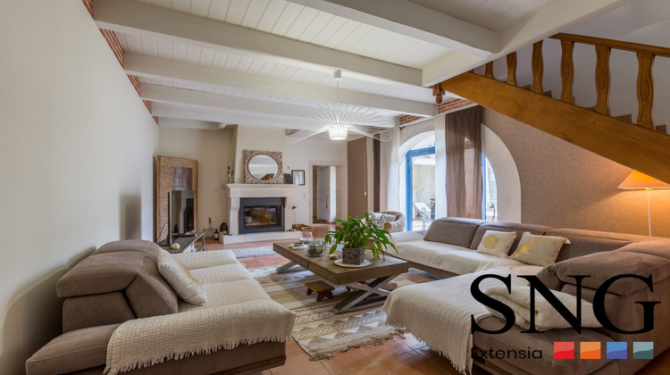 Ma-Cabane - Vente Maison Saint-Laurent-d'Aigouze, 307 m²