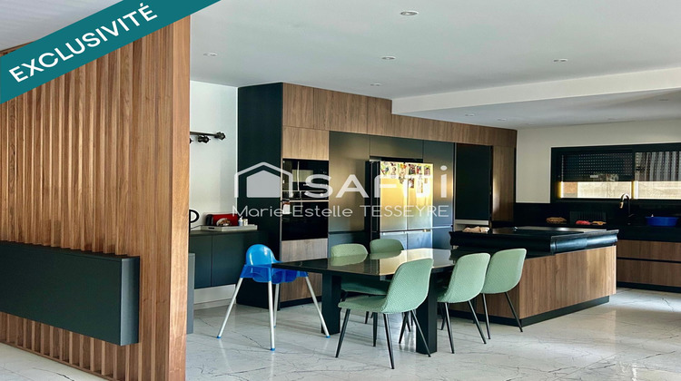 Ma-Cabane - Vente Maison Saint-Laurent-d'Arce, 230 m²