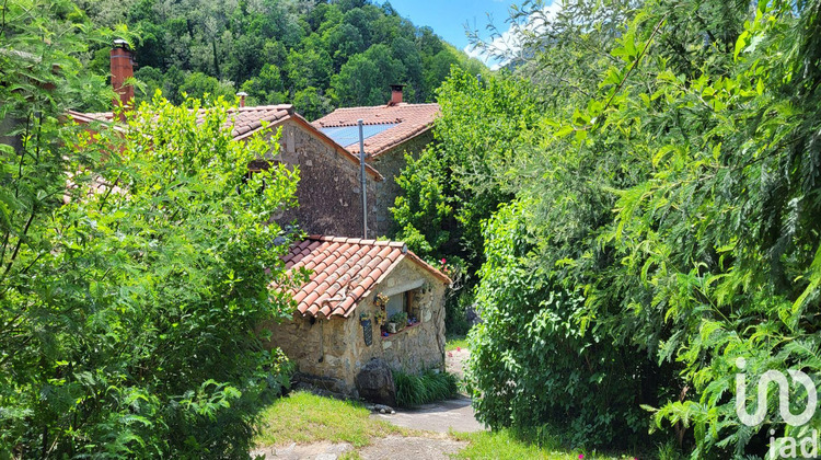 Ma-Cabane - Vente Maison Saint-Laurent-de-Cerdans, 300 m²