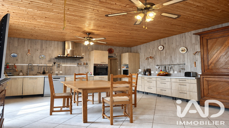 Ma-Cabane - Vente Maison Saint-Laurent-de-Céris, 231 m²