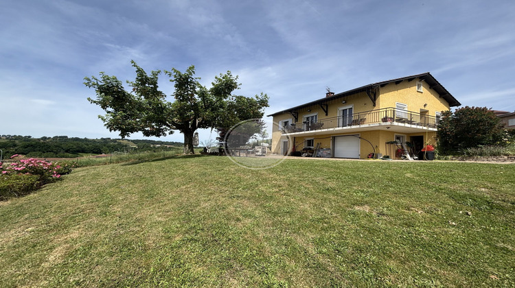 Ma-Cabane - Vente Maison Saint-Laurent-de-Chamousset, 217 m²