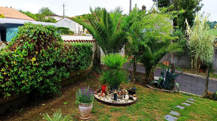 Ma-Cabane - Vente Maison SAINT LAURENT DE COGNAC, 102 m²