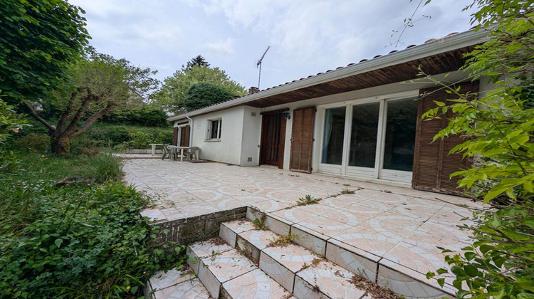Ma-Cabane - Vente Maison SAINT LAURENT DE COGNAC, 92 m²