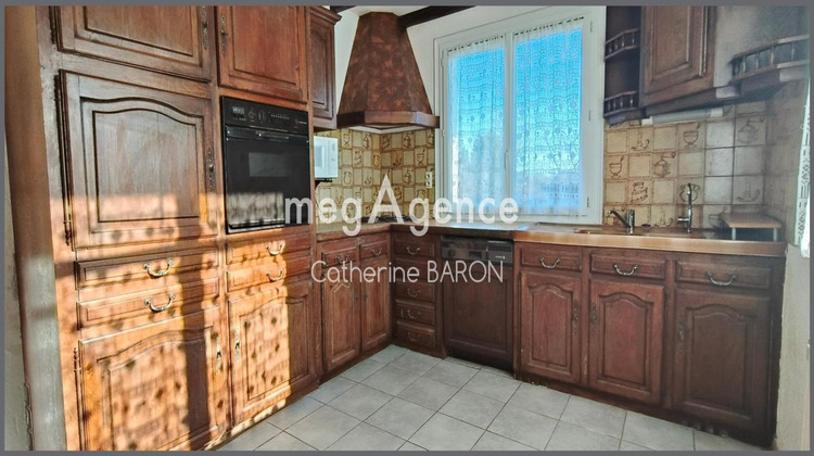 Ma-Cabane - Vente Maison SAINT LAURENT DE COGNAC, 141 m²