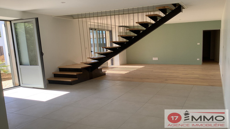 Ma-Cabane - Vente Maison SAINT-LAURENT-DE-LA-PREE, 160 m²