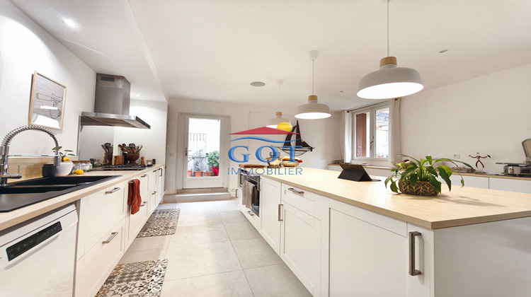 Ma-Cabane - Vente Maison SAINT-LAURENT-DE-LA-SALANQUE, 224 m²