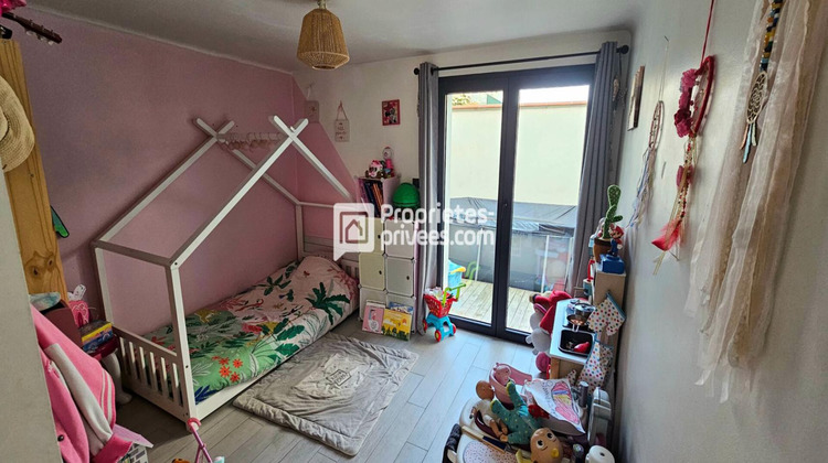 Ma-Cabane - Vente Maison SAINT LAURENT DE LA SALANQUE, 180 m²