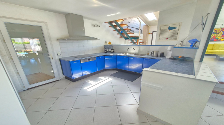 Ma-Cabane - Vente Maison SAINT-LAURENT-DE-LA-SALANQUE, 141 m²