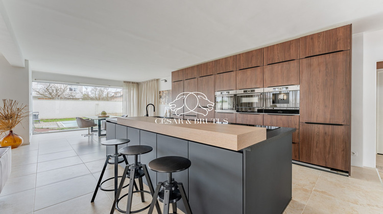 Ma-Cabane - Vente Maison Saint-Laurent-de-Mure, 350 m²