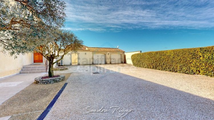 Ma-Cabane - Vente Maison SAINT LAURENT DES ARBRES, 191 m²