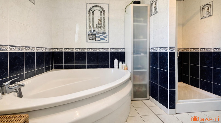 Ma-Cabane - Vente Maison Saint-Laurent-des-Bois, 100 m²