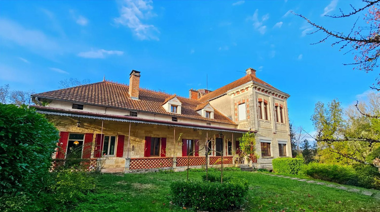 Ma-Cabane - Vente Maison SAINT LAURENT DES HOMMES, 470 m²