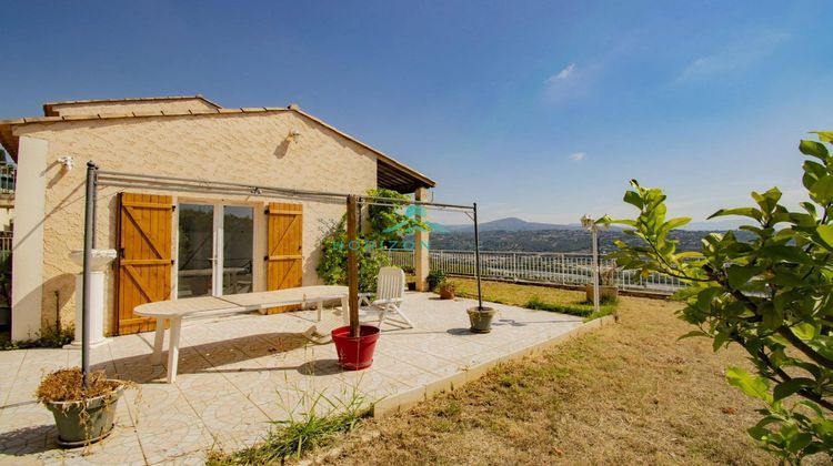 Ma-Cabane - Vente Maison Saint-Laurent-du-Var, 110 m²