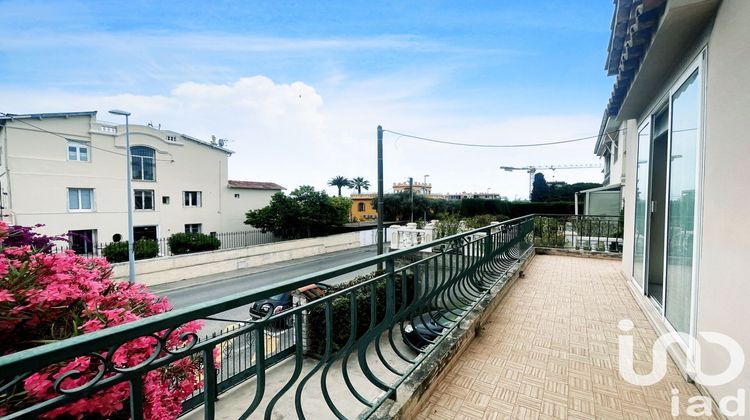 Ma-Cabane - Vente Maison Saint-Laurent-du-Var, 151 m²