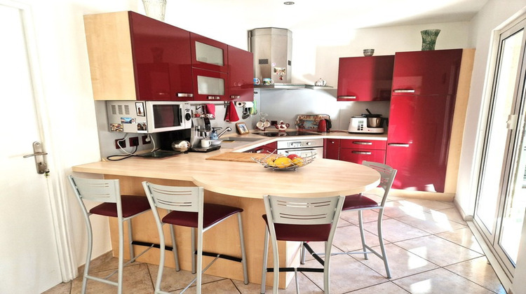 Ma-Cabane - Vente Maison SAINT LAURENT DU VAR, 110 m²