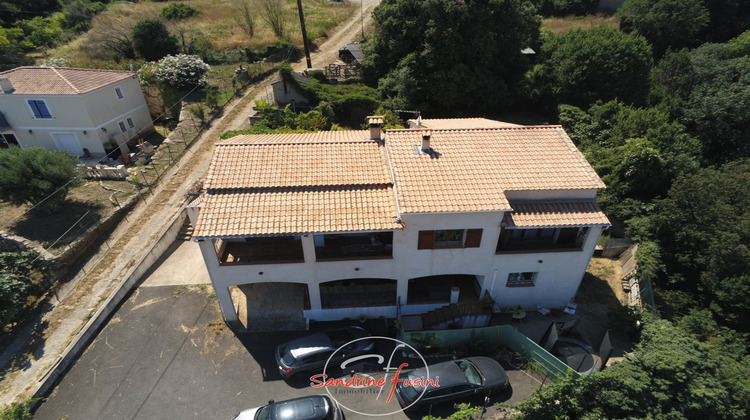 Ma-Cabane - Vente Maison Saint-Laurent-du-Var, 177 m²