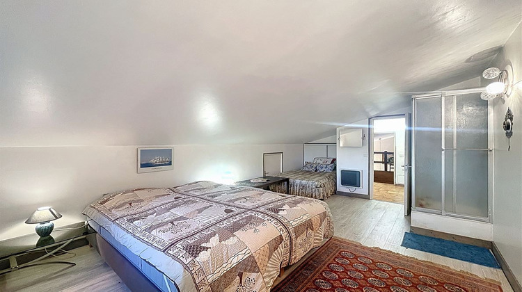 Ma-Cabane - Vente Maison SAINT LAURENT DU VAR, 160 m²