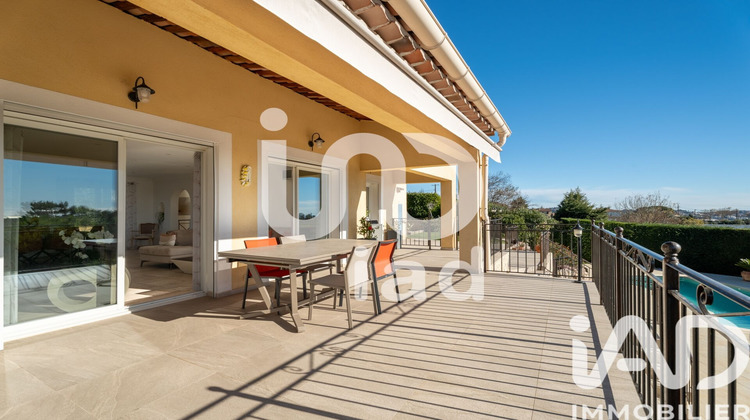 Ma-Cabane - Vente Maison Saint-Laurent-du-Var, 130 m²