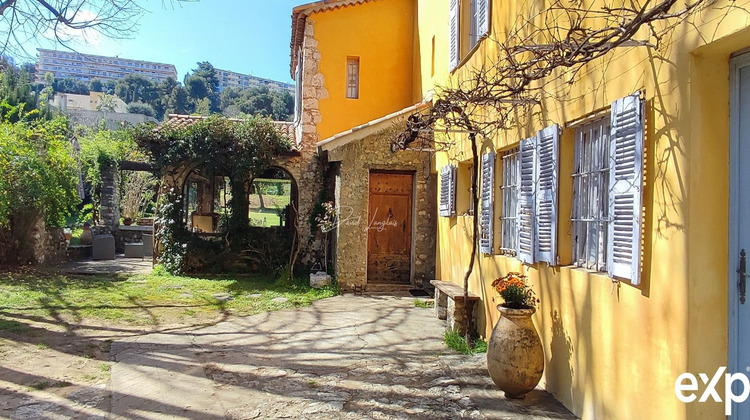 Ma-Cabane - Vente Maison Saint-Laurent-du-Var, 168 m²