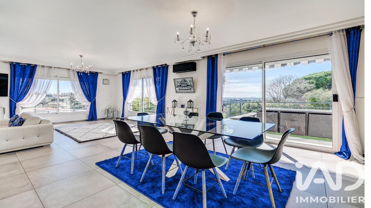 Ma-Cabane - Vente Maison Saint-Laurent-du-Var, 366 m²
