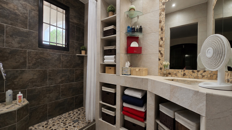 Ma-Cabane - Vente Maison SAINT-LAURENT-DU-VAR, 170 m²