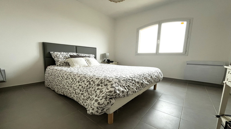 Ma-Cabane - Vente Maison SAINT-LAURENT-DU-VAR, 214 m²