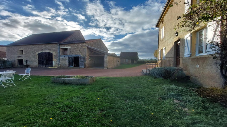 Ma-Cabane - Vente Maison SAINT LAURENT EN BRIONNAIS, 143 m²