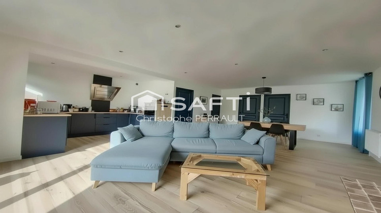 Ma-Cabane - Vente Maison Saint-Laurent-sur-Sevre, 198 m²