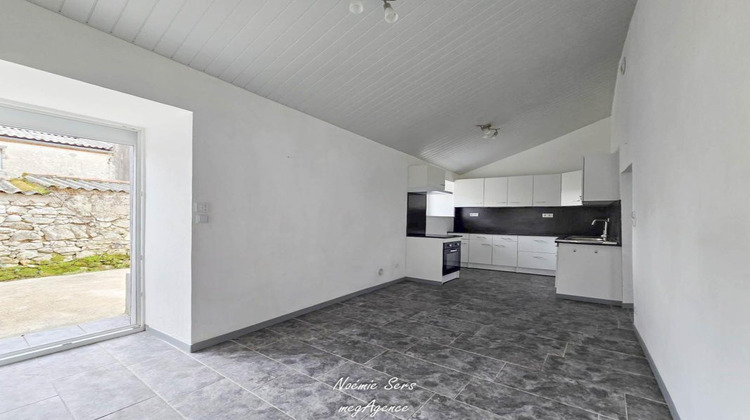 Ma-Cabane - Vente Maison SAINT LAURENT SUR SEVRE, 72 m²