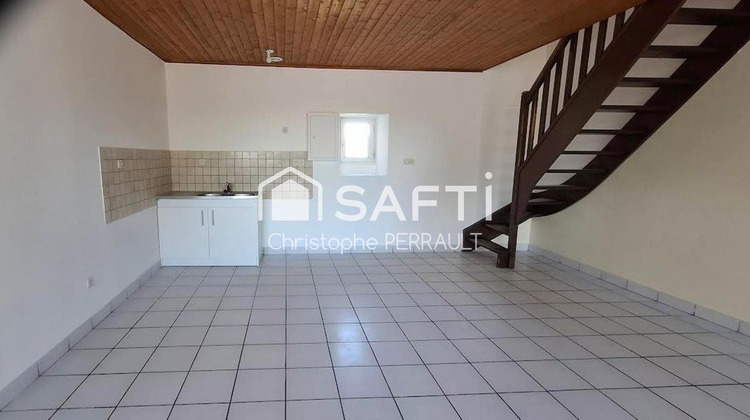 Ma-Cabane - Vente Maison Saint-Laurent-sur-Sevre, 55 m²