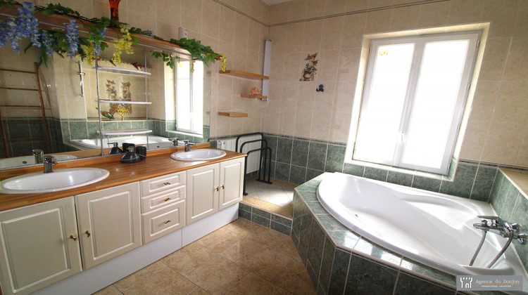 Ma-Cabane - Vente Maison Saint-Léger, 200 m²