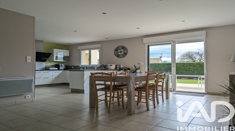 Ma-Cabane - Vente Maison Saint-Léger-de-Montbrun, 110 m²