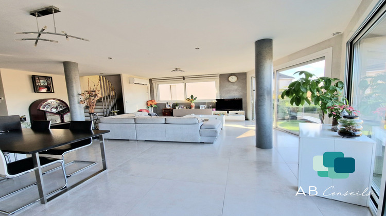 Ma-Cabane - Vente Maison Saint-Léger-du-Bourg-Denis, 145 m²