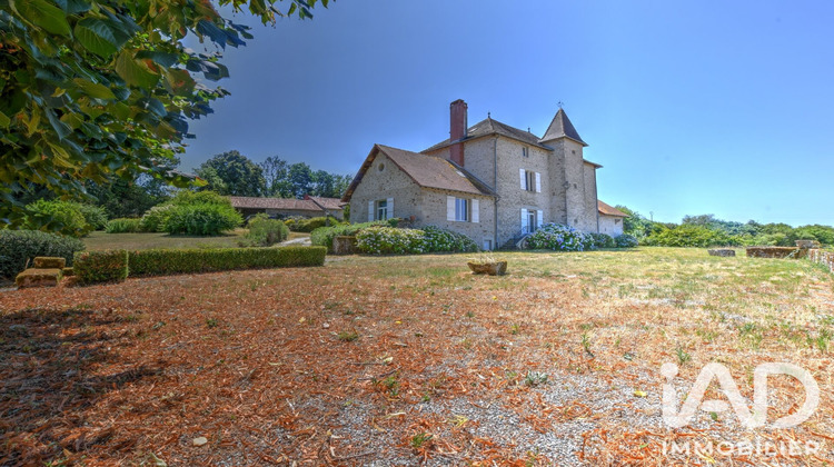 Ma-Cabane - Vente Maison Saint-Léonard-de-Noblat, 380 m²