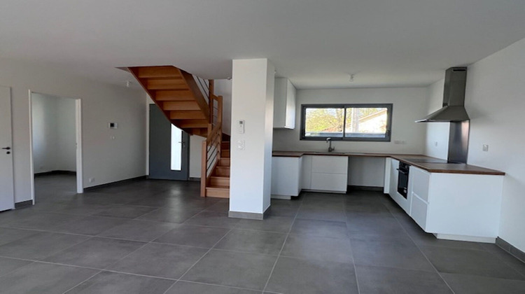 Ma-Cabane - Vente Maison SAINT-LOUBES, 101 m²