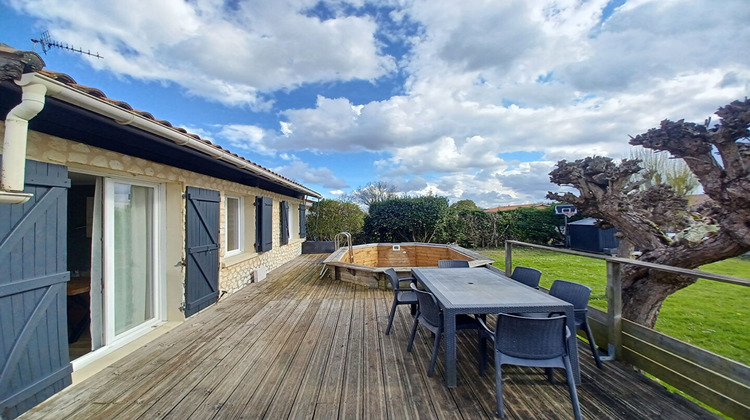 Ma-Cabane - Vente Maison SAINT-LOUIS-DE-MONTFERRAND, 9 m²