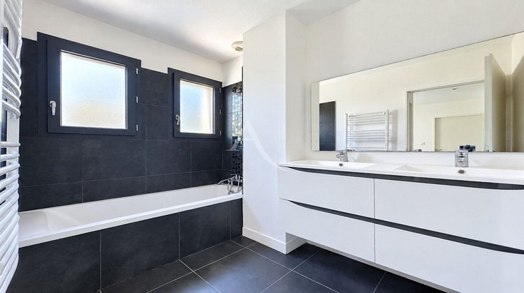Ma-Cabane - Vente Maison SAINT-LOUP-CAMMAS, 146 m²