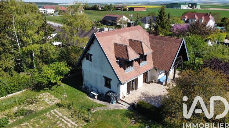 Ma-Cabane - Vente Maison Saint-Lyé, 136 m²