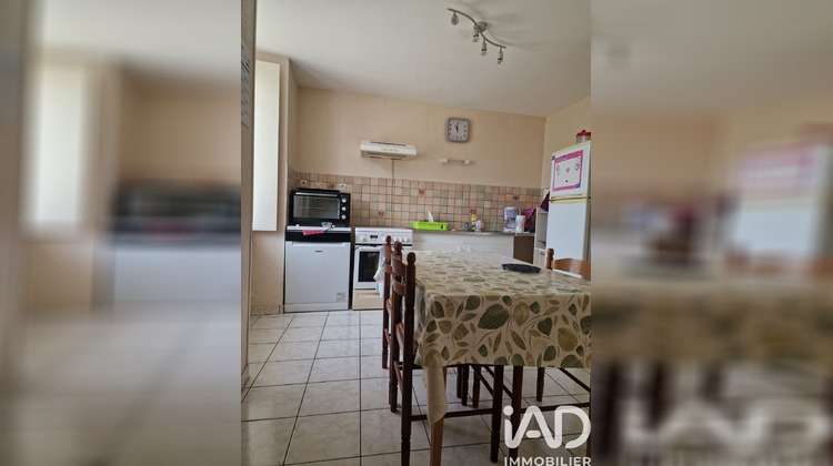 Ma-Cabane - Vente Maison Saint-Macaire-du-Bois, 253 m²
