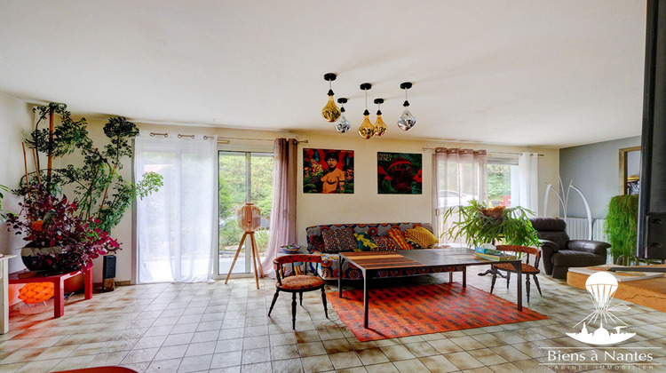 Ma-Cabane - Vente Maison SAINT-MACAIRE-EN-MAUGES, 200 m²